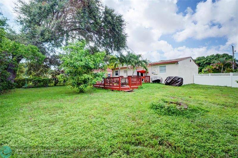 Dania Beach, FL 33004,222 SW 3rd St