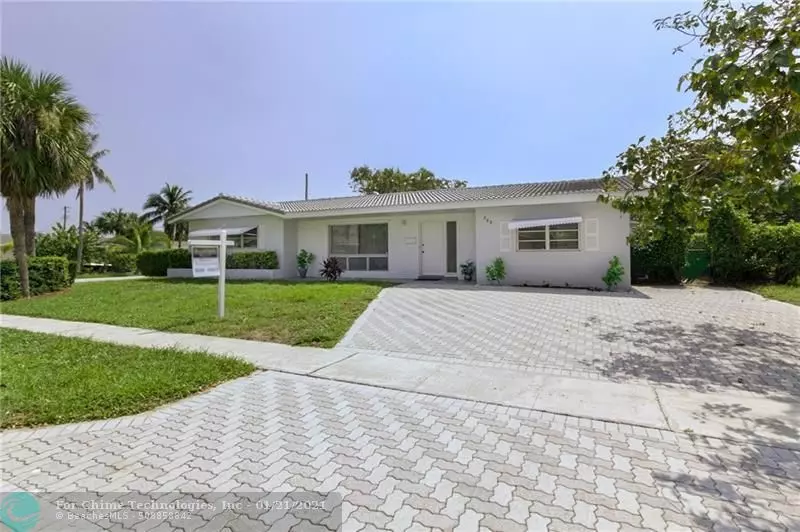 Boca Raton, FL 33486,966 W Royal Palm Rd