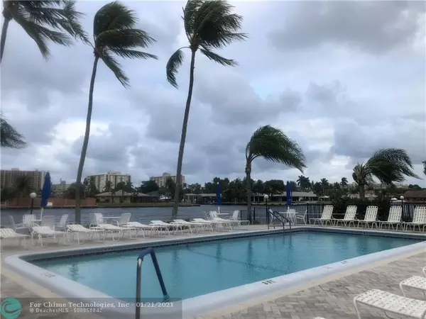 Fort Lauderdale, FL 33308,6339 Bay Club Dr  #3