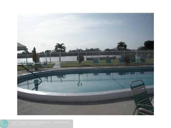 Hollywood, FL 33021,2309 Park Ln  #111