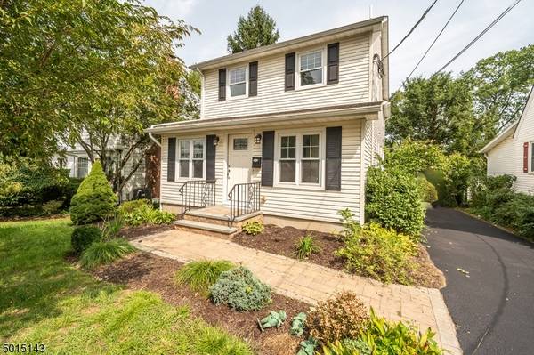 10 PINE TREE TER, Madison Boro, NJ 07940