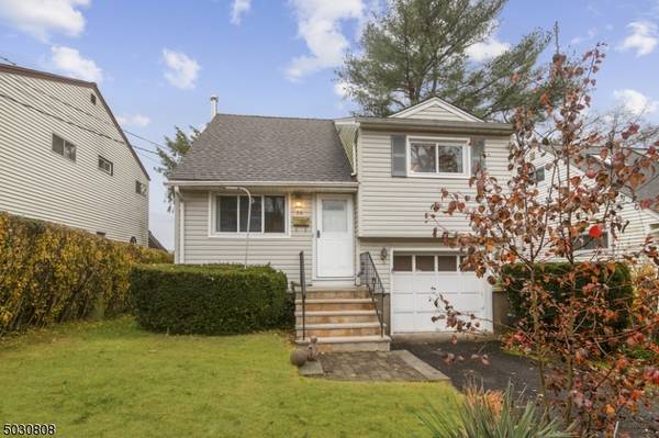 50 DACOTAH AVE, Parsippany-troy Hills Twp., NJ 07034