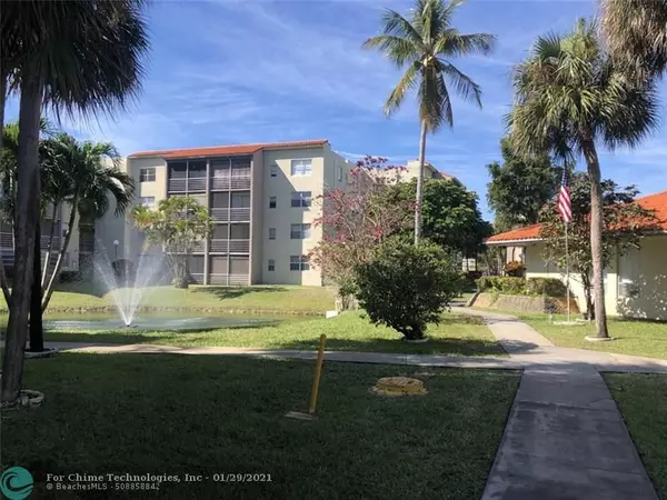 North Lauderdale, FL 33068,1810 N Lauderdale Ave  #416