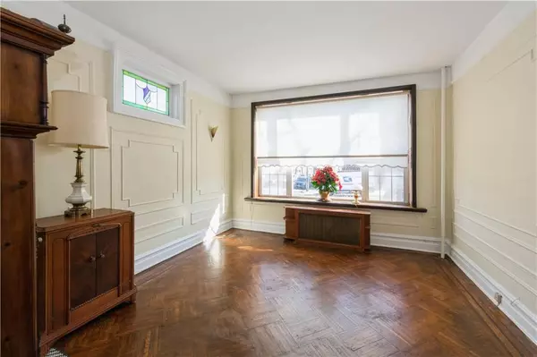 Brooklyn, NY 11228,7402 12 AVE