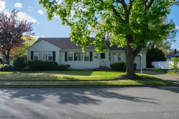 86 AVONDALE AVE, Clifton City, NJ 07013