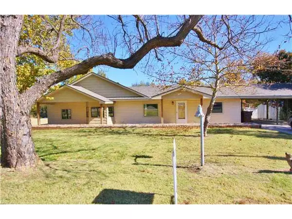 2868 Valley Drive, Choctaw, OK 73020