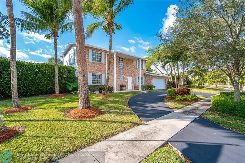 4300 NW 4th Ct, Coconut Creek, FL 33066