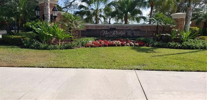 2924 E Abiaca Circle, Davie, FL 33328