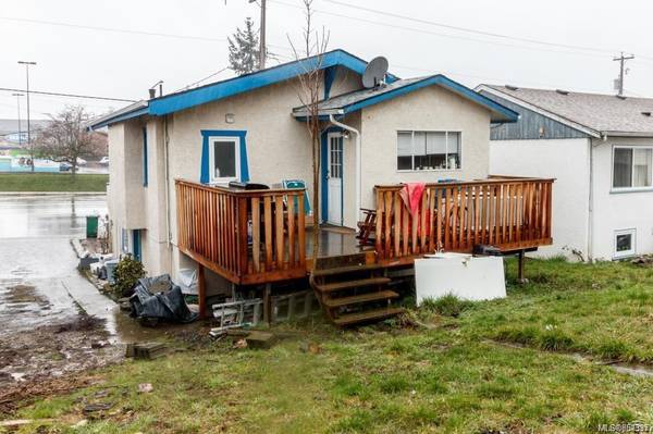 Saanich, BC V9A 2B8,3109 Tillicum Rd