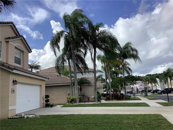 6864 Sugarloaf Key St, Lake Worth, FL 33467