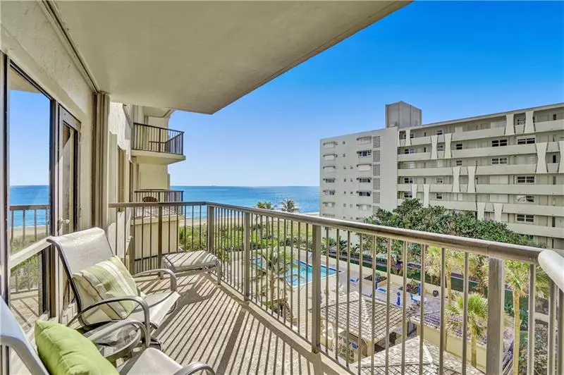 Lauderdale By The Sea, FL 33062,1800 S Ocean Blvd  #504