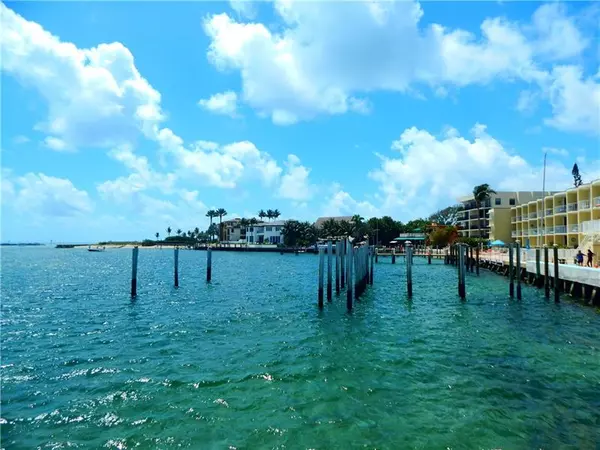 Pompano Beach, FL 33062,2508 Bay Dr  #27 & 28