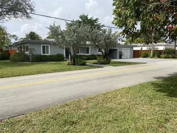 245 NE 22nd St, Wilton Manors, FL 33305