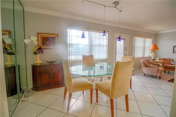 Deerfield Beach, FL 33442,2064 Oakridge F  #2064