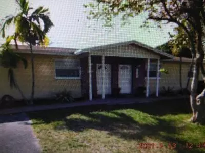 6410-6412 SW 18th Ct, North Lauderdale, FL 33068