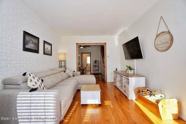 Staten  Island, NY 10314,157 Lathrop AVE