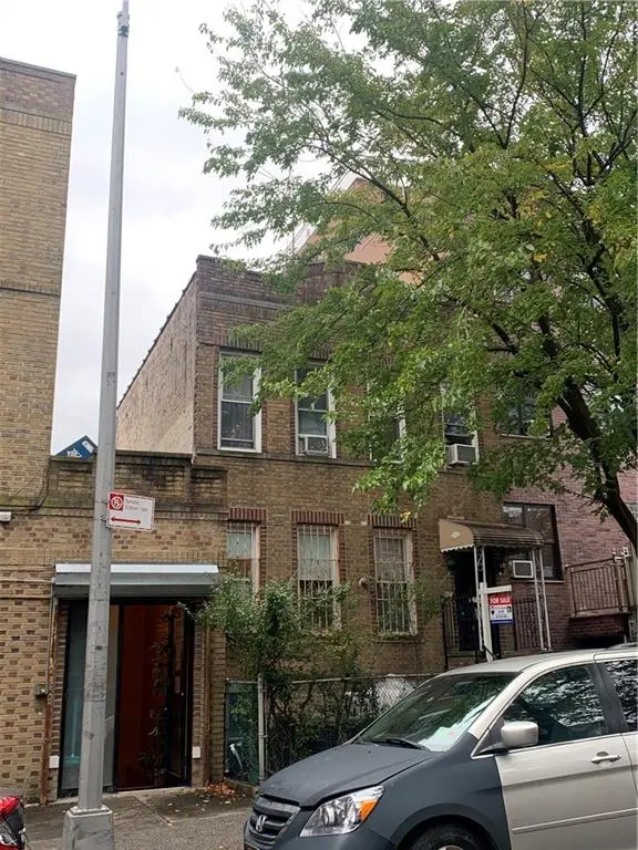 Brooklyn, NY 11220,774 48 ST