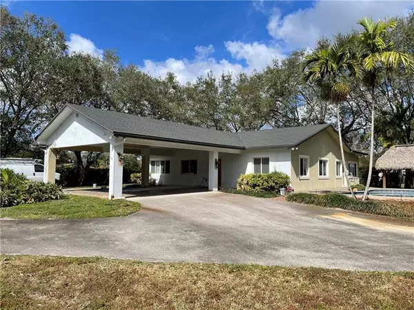 13820 SW 50 MANOR, Southwest Ranches, FL 33330