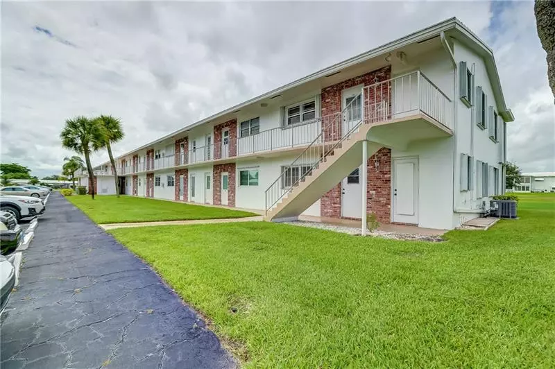 251 S Golf Blvd  #194, Pompano Beach, FL 33064