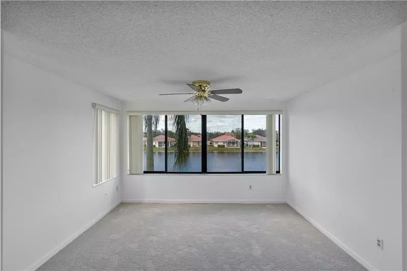 9675 N Belfort Cir  #201, Tamarac, FL 33321