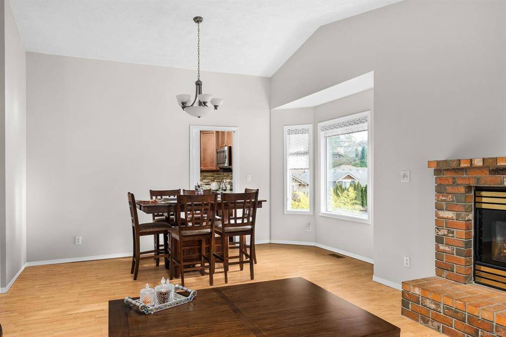 Saanich, BC V8Z 5A3,3959 Wilkinson Rd