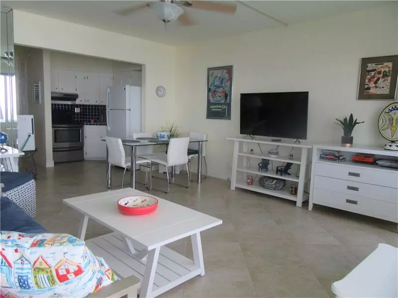 4050 N Ocean Dr  #607, Lauderdale By The Sea, FL 33308