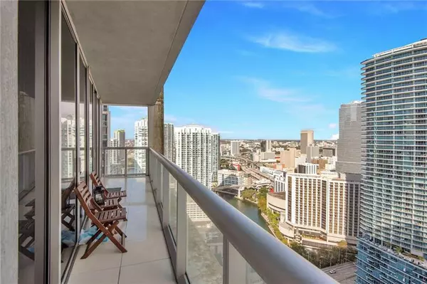 Miami, FL 33131,475 Brickell Ave  #3715