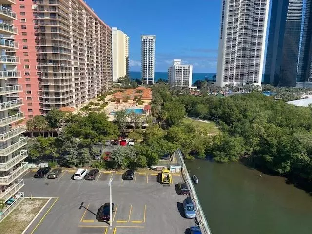 Sunny Isles Beach, FL 33160,230 174th St  #1019