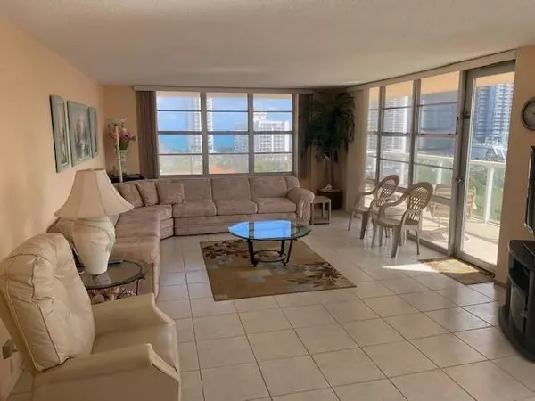 Sunny Isles Beach, FL 33160,230 174th St  #1103