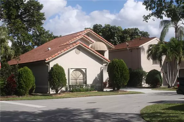 Wellington, FL 33414,1714 Shoreside Cir