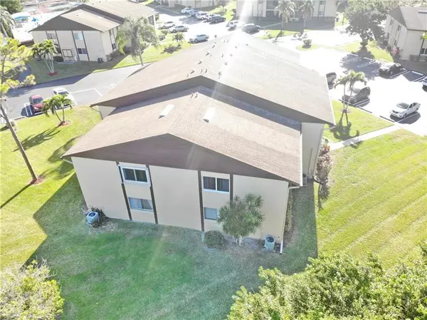 Green Acres, FL 33463,328 Pine Ridge Cir  #B-1