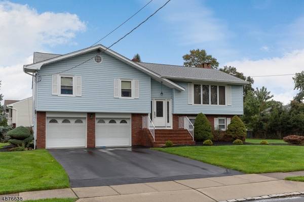 1 CRAIG PL, Fairfield Twp., NJ 07004