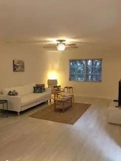 Fort Lauderdale, FL 33316,2426 SE 17th St  #208A