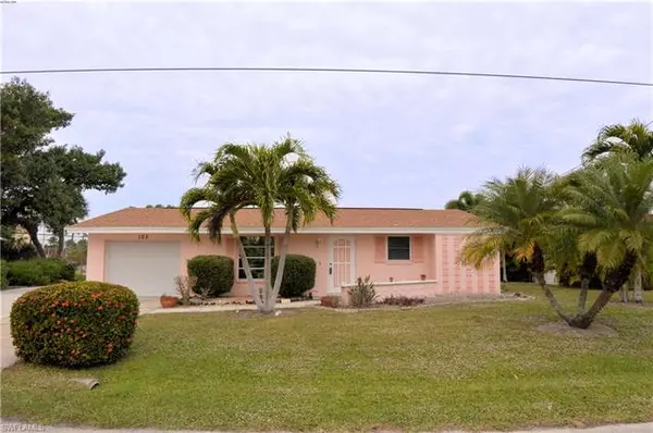 103 Albatross ST, Fort Myers Beach, FL 33931