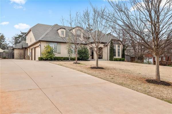 6510 N Lenox Avenue, Nichols Hills, OK 73116