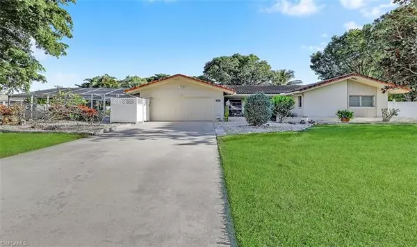 Fort Myers, FL 33919,5653 Eichen CIR W