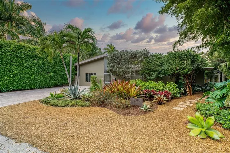 525 NE 25th Street, Wilton Manors, FL 33305