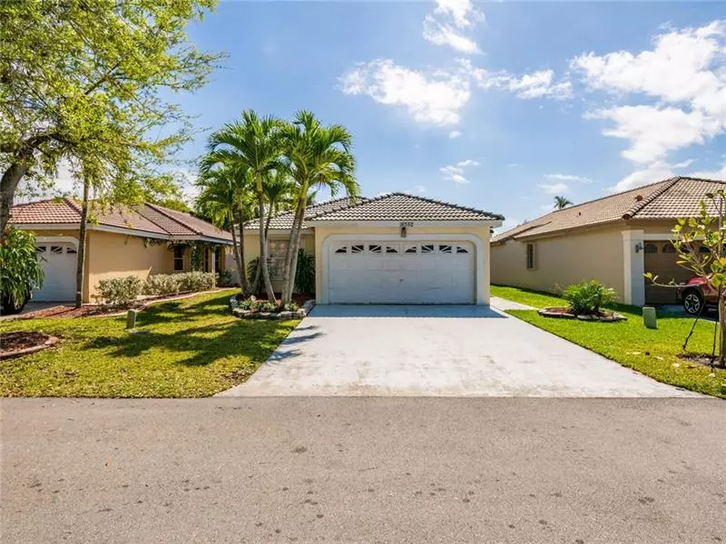 18352 NW 7th St, Pembroke Pines, FL 33029