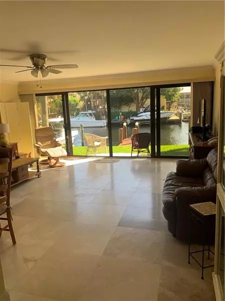 Pompano Beach, FL 33060,1100 SE 5th Ct  #62