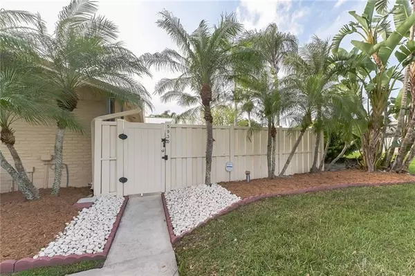 Palm Beach Gardens, FL 33418,5930 Golden Eagle Circle  #5930