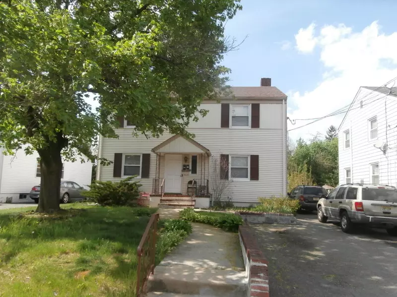 305 Colfax Ave, Pompton Lakes Boro, NJ 07442