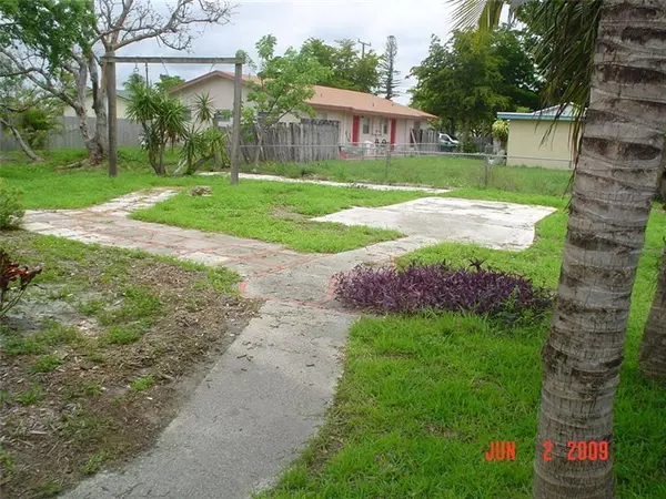 Davie, FL 33314,4240 SW 63rd Ave