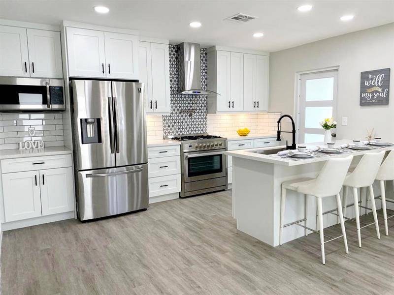 324 W Park Dr, Fort Lauderdale, FL 33315