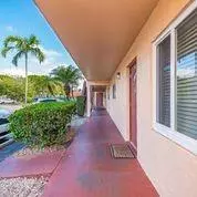 Boca Raton, FL 33428,9338 SW 3rd St  #503