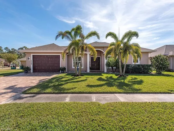 11141 Palmetto Ridge DR, Naples, FL 34110