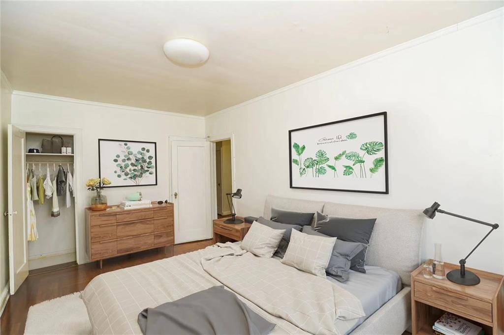 Brooklyn, NY 11204,6617 Ovington CT