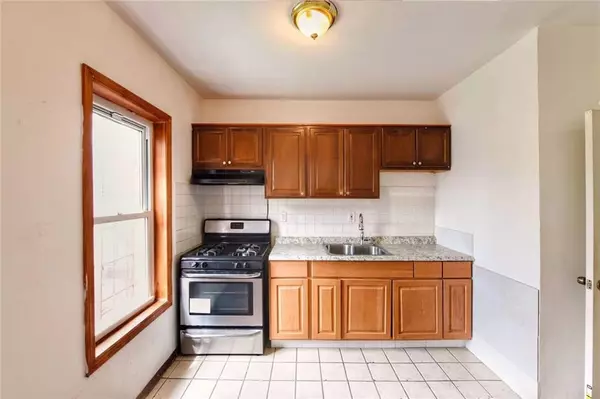 Brooklyn, NY 11220,518 51 ST