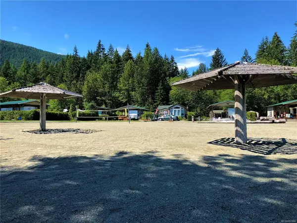 Lake Cowichan, BC V0R 2G0,8631 South Shore Rd #5