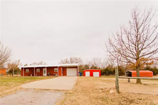 920 N Elm Avenue, Stratford, OK 74872