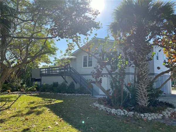 2015 Wild Lime DR, Sanibel, FL 33957